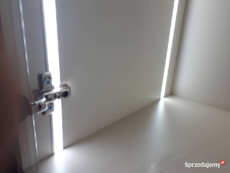 Gablota Gabloty Stoisko Ładne Beżowe Jasne Warszawa