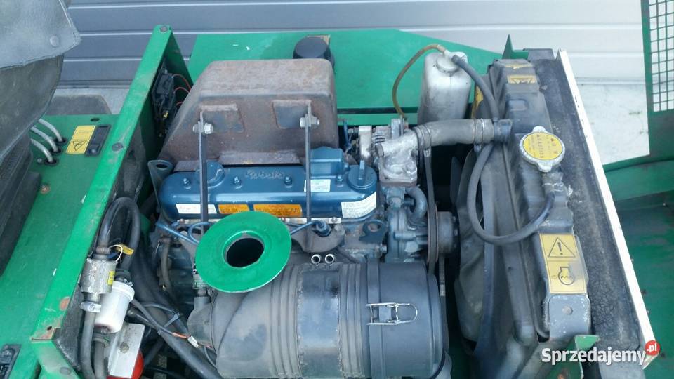 Kosiarka 4x4 silnik Kubota 37 nieuszkodzony Sucha Beskidzka sprzedam