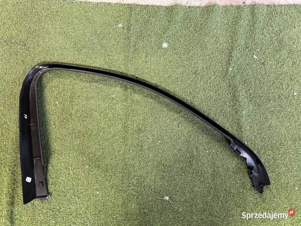 Osłona ramka drzwi prawy przód Mercedes GLC X253 osobowe Wierzchy Kluckie