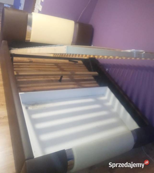 Łóżkołoże 160x200 komoda i 2 szafki nocne sprzedam