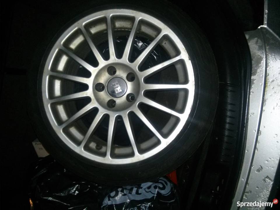 Ford Mondeo MK3 GHIA 20 benzyna 146 2001 r garażowany Kraków