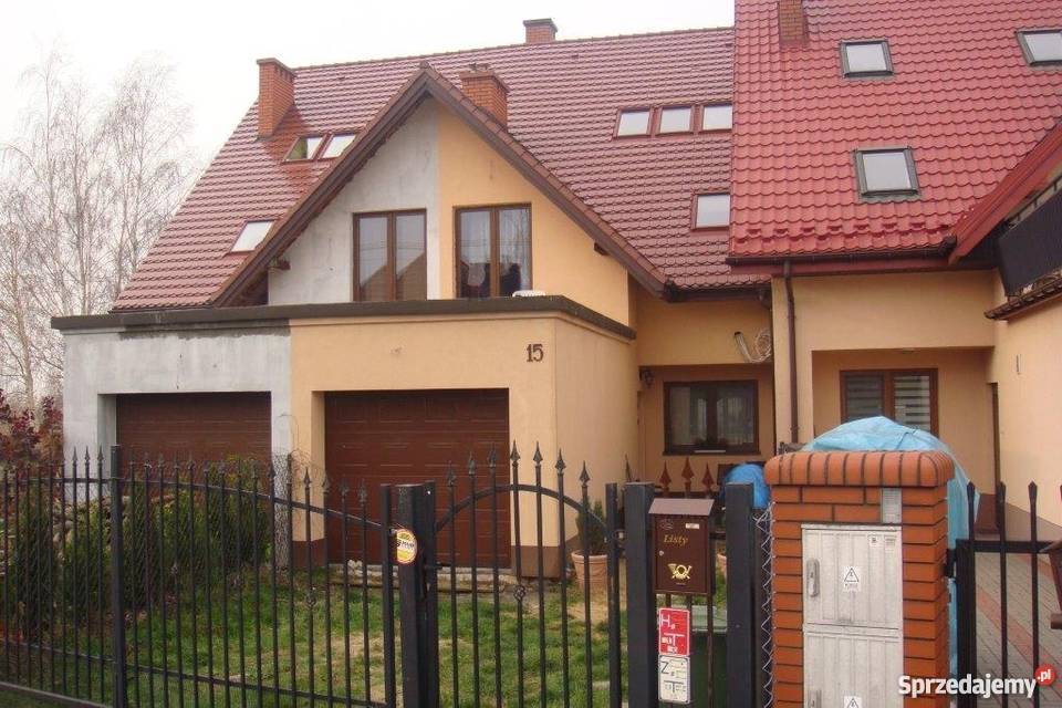 Domy Na Sprzedaż Piotrków Trybunalski I Okolice Dom w Piotrkowie Trybunalskim, 135 m2 Piotrków Trybunalski - Sprzedajemy.pl