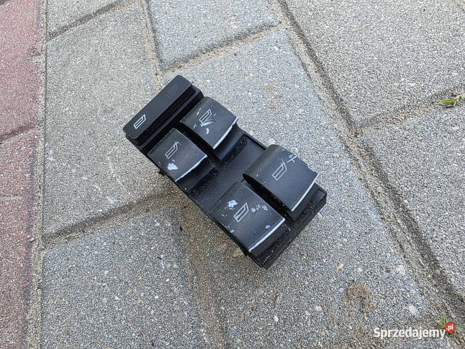 Panel sterowania szyb lewy przód Audi a4b6 osobowe Iława sprzedam
