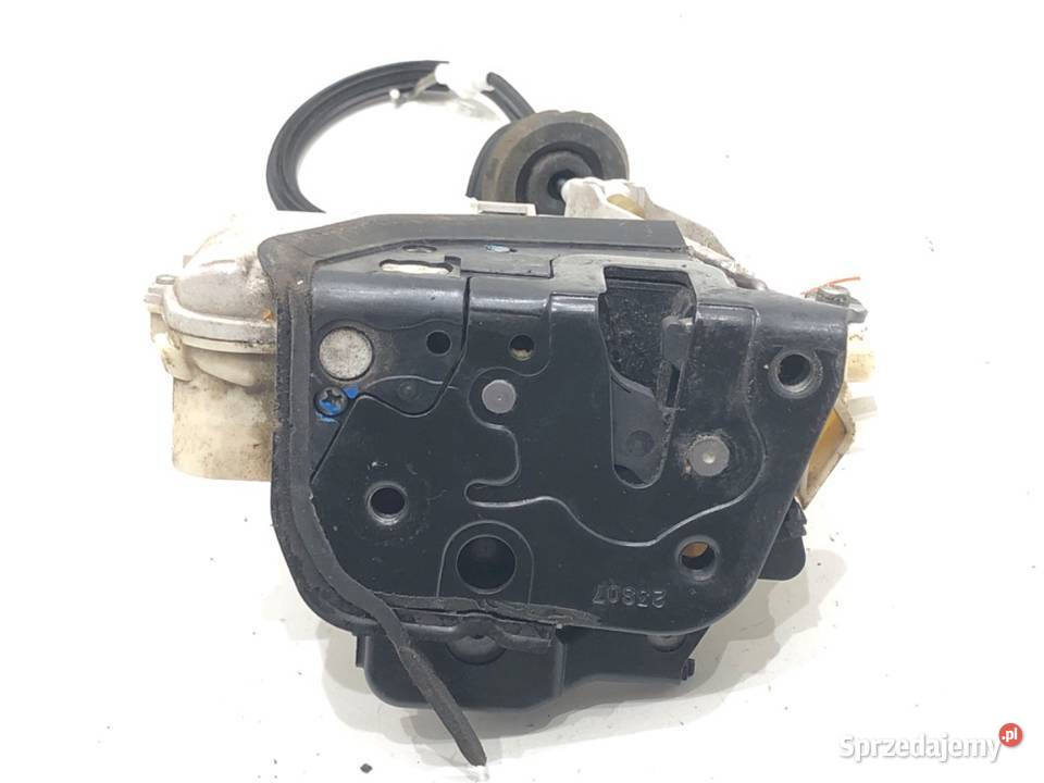 ZAMEK DRZWI LEWY PRZÓD AUDI A8 D3 SedanLimuzyna Motoryzacja podkarpackie