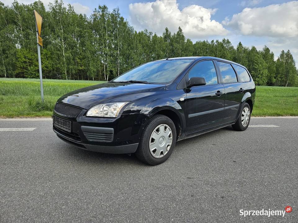 Ford Focus 18 benzyna świeżo sprowadzony SERWIS Kombi Focus Łask