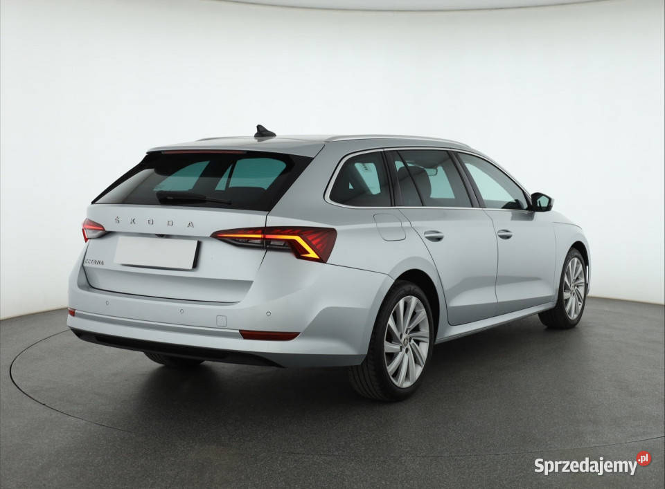 Skoda Octavia 15 TSI podgrzewane fotele mazowieckie