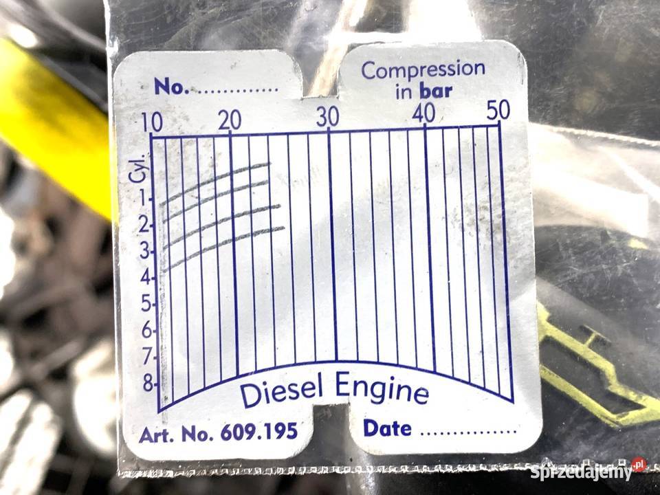 SILNIK FORD 20 136 8V4Q6007AA 0812 KUGA I osobowe