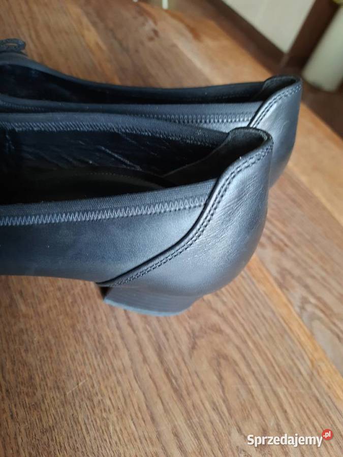 Oryginalne klasyczne czarne baleriny marki Gabor skóra