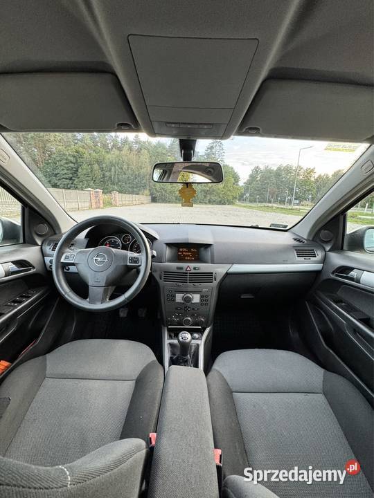 Opel Astra 17 cdti Isuzu nieuszkodzony Łopuszno