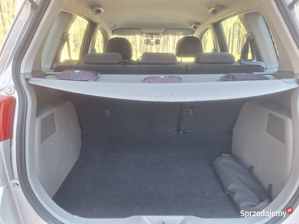 SPRZEDAM MAZDA 2 125 2003 Czarne