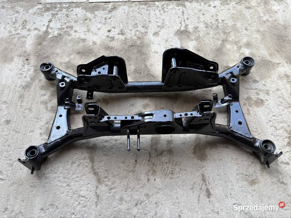 Sanki kołyska belka zawieszenie tył Nissan Olszowiec