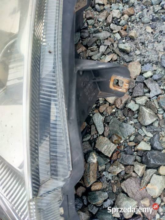 Sprzedam reflektory Valeo do Opel Vivaro używane osobowe Słotwina