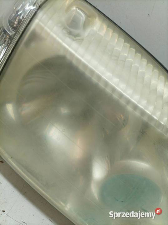 LAMPA PRZÓD PRAWA Nissan XTrail I 20012007