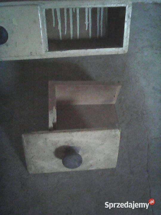 półka wisząca z szufladkami