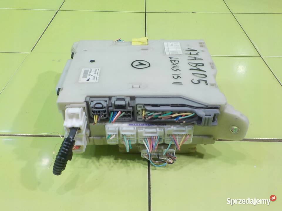 LEXUS IS II LIFT 25 B AUT 10r SEDAN modul Suków sprzedam