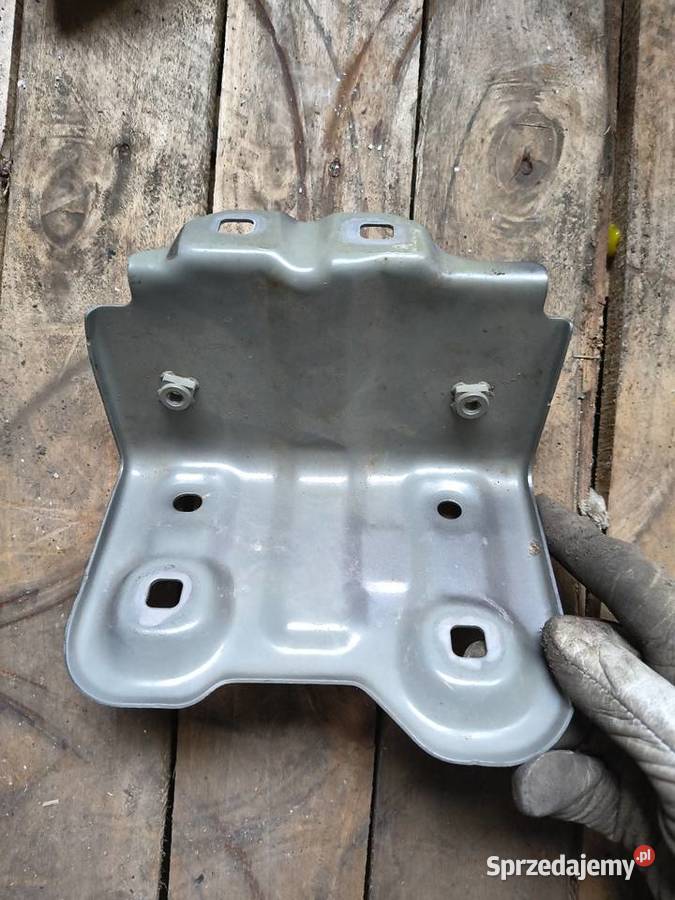 663518628RG Captur II 2020r mocowanie wspornik sprzedam