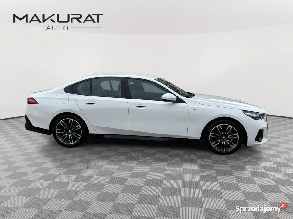 BMW 520 GD7P168520d mHEV M Sport Ambient Podgrzf aluminiowe felgi pomorskie Pępowo sprzedam