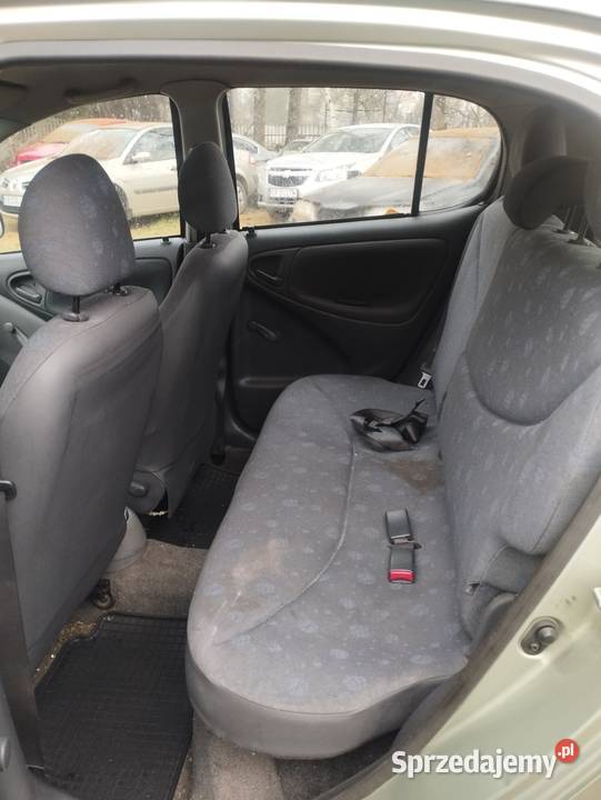 Toyota Yaris 5 drzwi idealna na miasto 3200 PLN