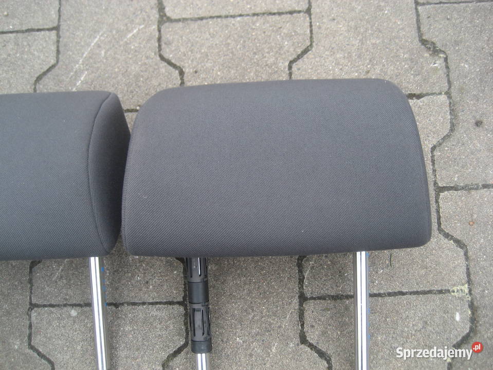 vw golf v 5 plus zagłówki siedzenia tył 3 osobowe Rakoniewice