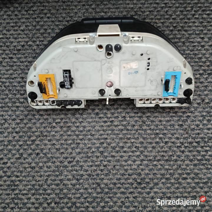 BMW e34 1990 LICZNIK zegary predkosciomierz osobowe