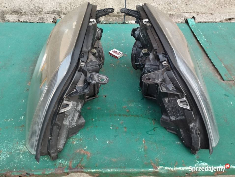 Lampy przednie Opel Vectra C Lampy przednie
