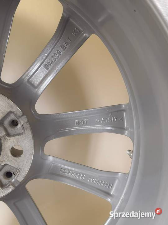 BMW X3X4G01G02 4xOryginalne felgi 75Jx19 ET 32 aluminiowe Zgorzelec