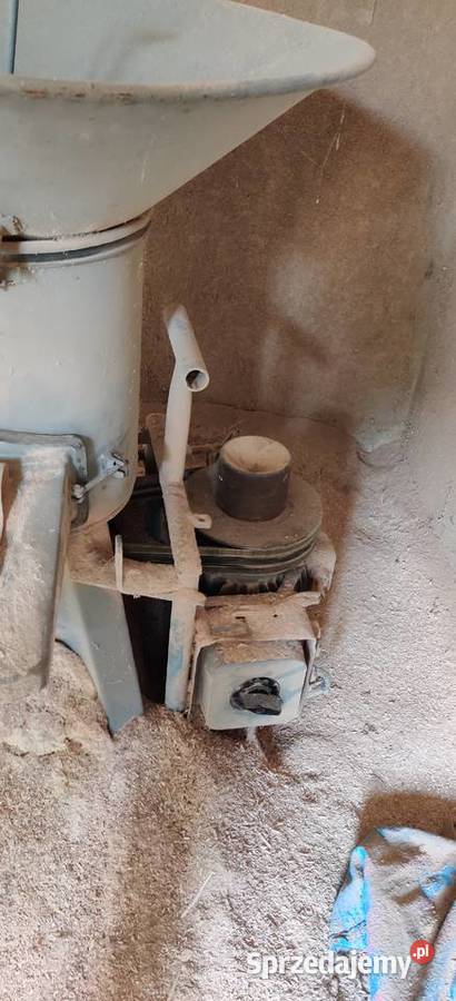 Młyn bijakowy rozdrabniacz Bąk 75Kw nieuszkodzony Hutka