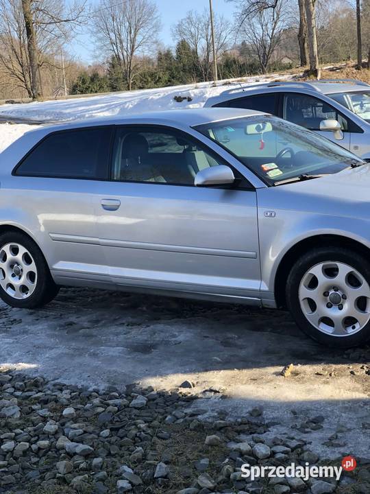 AUDI A3 8P SPORTBACK 20 TDI 140KM Czarna Górna