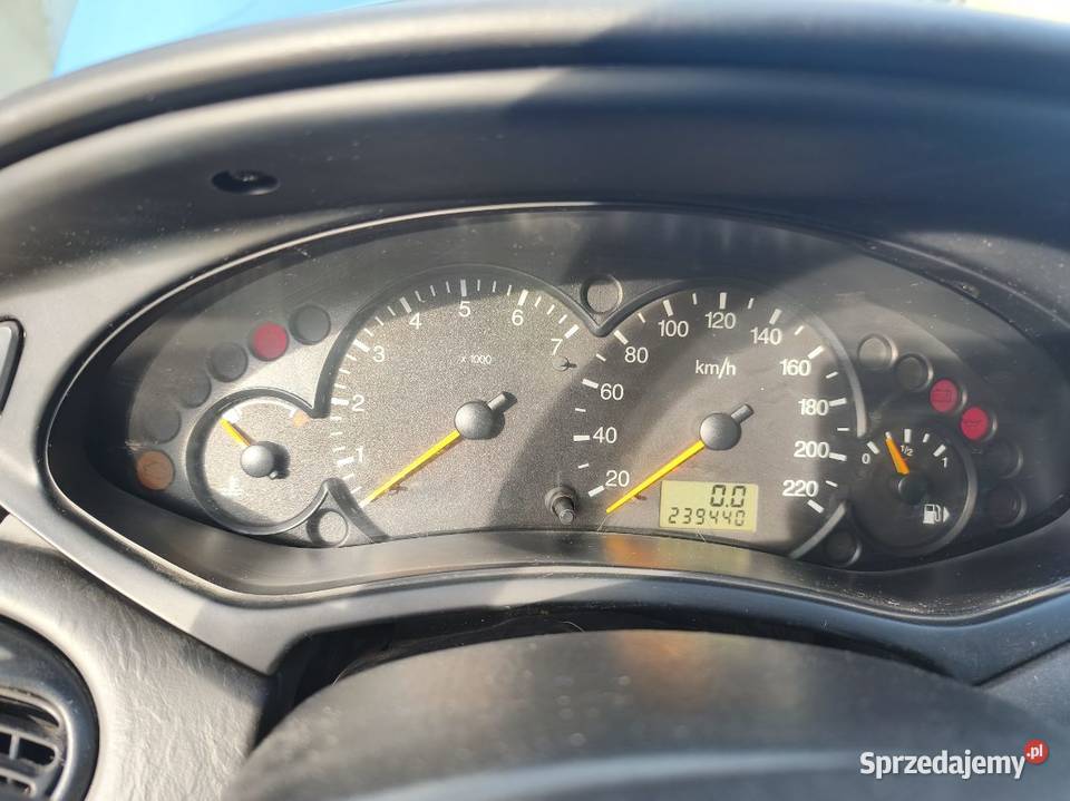 Ford Focus Mk1 14 lpg manualna Cieciułów