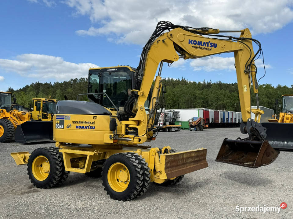kołowa Komatsu PW 98 MR 8 Pług Podpory 10ton sprzedam