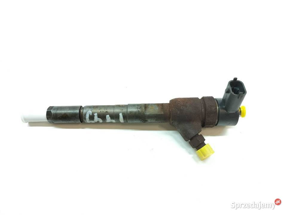 WTRYSKIWACZ 0445110083 13 JTD CDTI Suzuki Swift