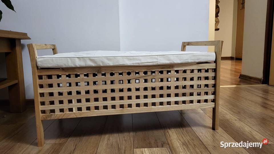 Ławka że schowkiem Brzezna