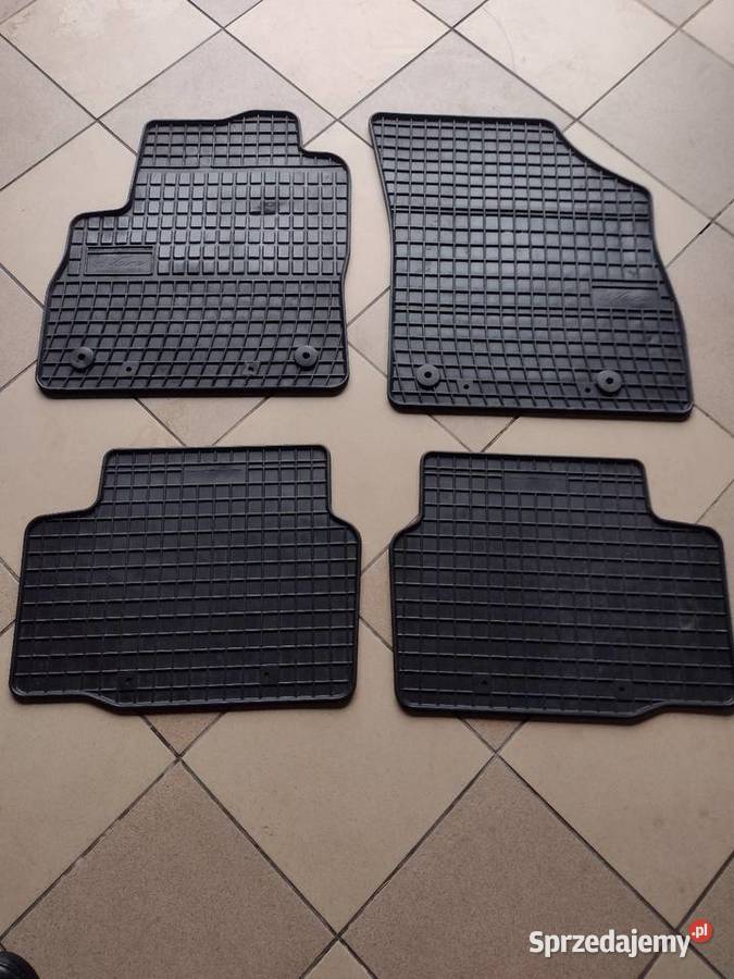 Dywaniki gumowe OPEL ASTRA model K Chełm sprzedam