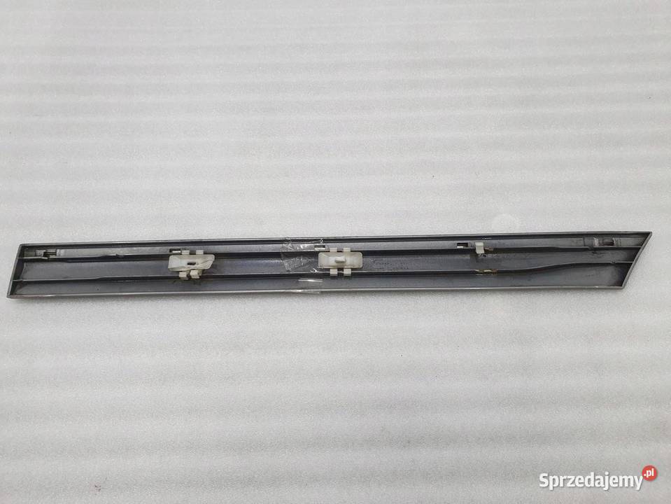 LISTWA DRZWI PRAWA TYŁ MERCEDES W203 2036905262 sprzedam