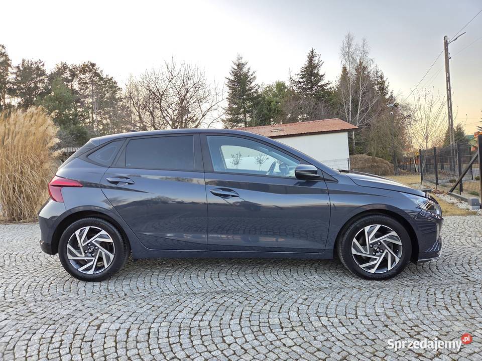 HYUNDAI I20 LIFT MODERN SalonPL 1WŁ 2024 10T 100 komputer pokładowy Sieradz