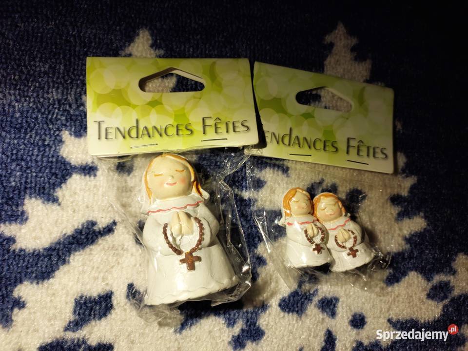 Małe figurki z tworzywa sprzedam