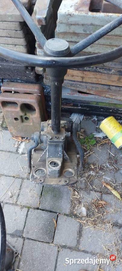 Ursus c330 mf kolumny kierownicze Mucharzew sprzedam