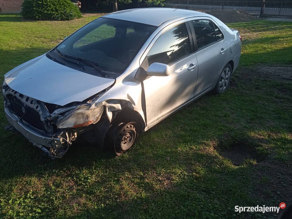 Toyota Yaris sedan