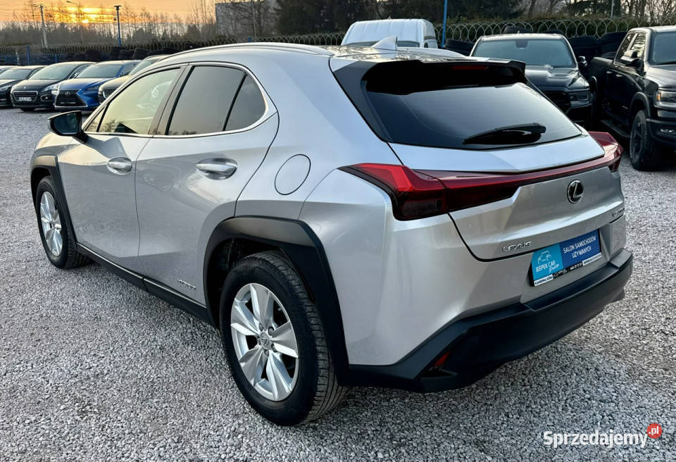 Lexus UX 250hHybrydaIdealnyGwarancja lakier metallic Kamienna Góra