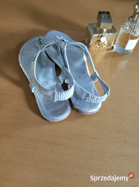 Sandały japonki ażurowe srebrne kryształki 24.5cm