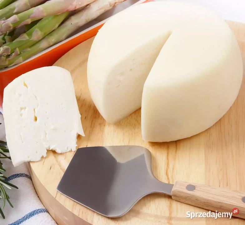 Organiczny Caciotta di Urzano to miękki ser Świdnica