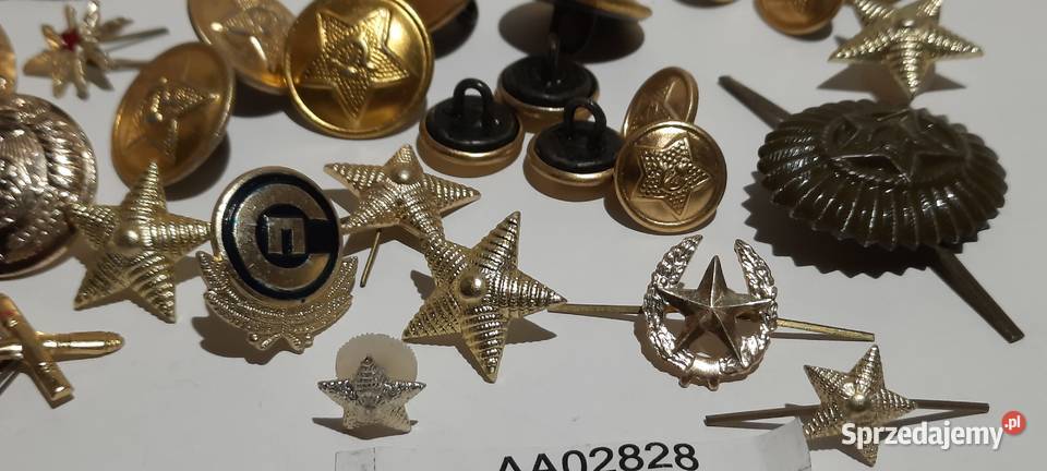odznaczenia guziki ZSRR zestaw 2 AA02828 Warszawa