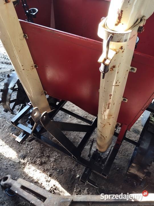 Sadzarka do ziemniaków Akpil Maszów sprzedam