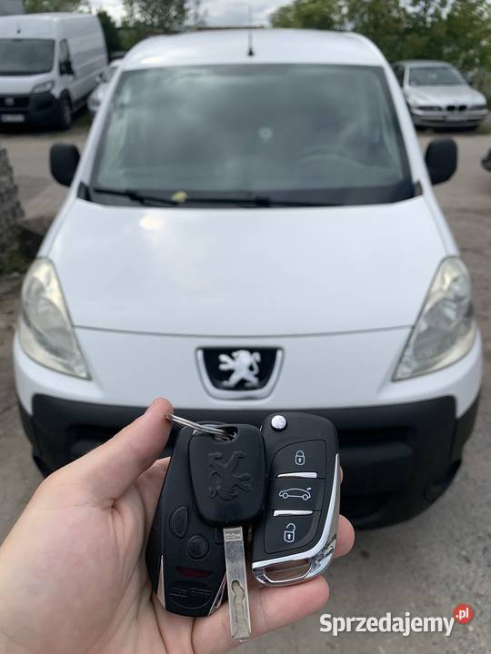 Dorabianie Kluczy Peugeot 3008 508 Expert Naprawa i warsztat Poznań