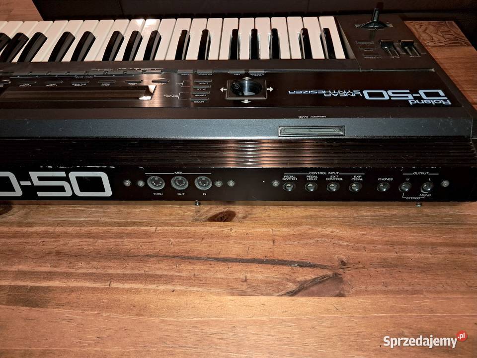 ROLAND D50 Kultowy syntezator lat 80 Roland Mroków