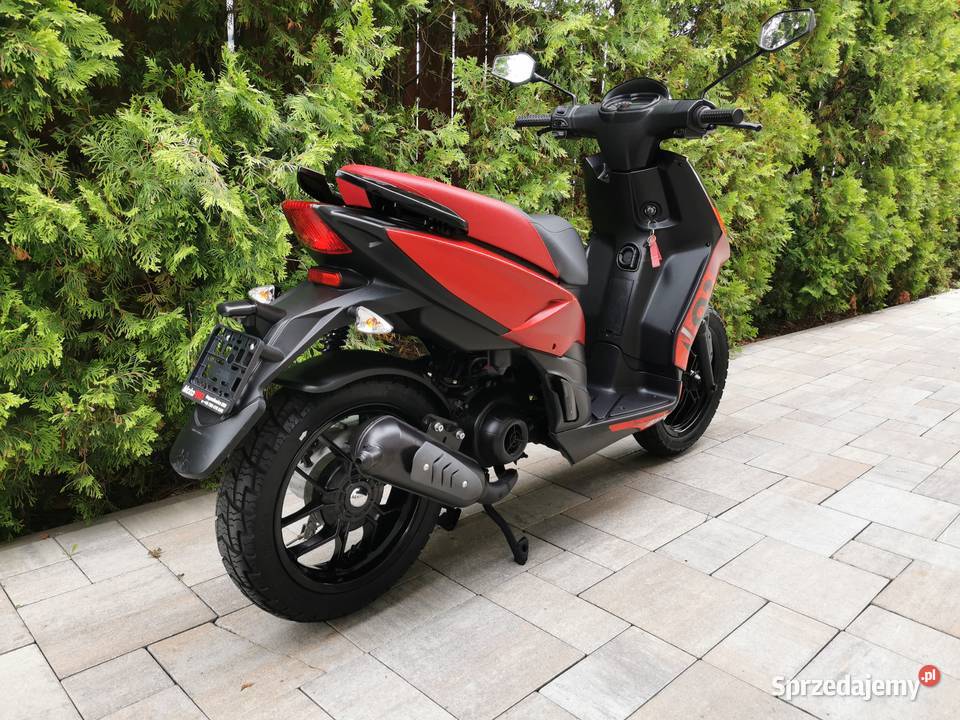 Aprilia SR MOTARD 50 2T 50cm3 Tarnów sprzedam