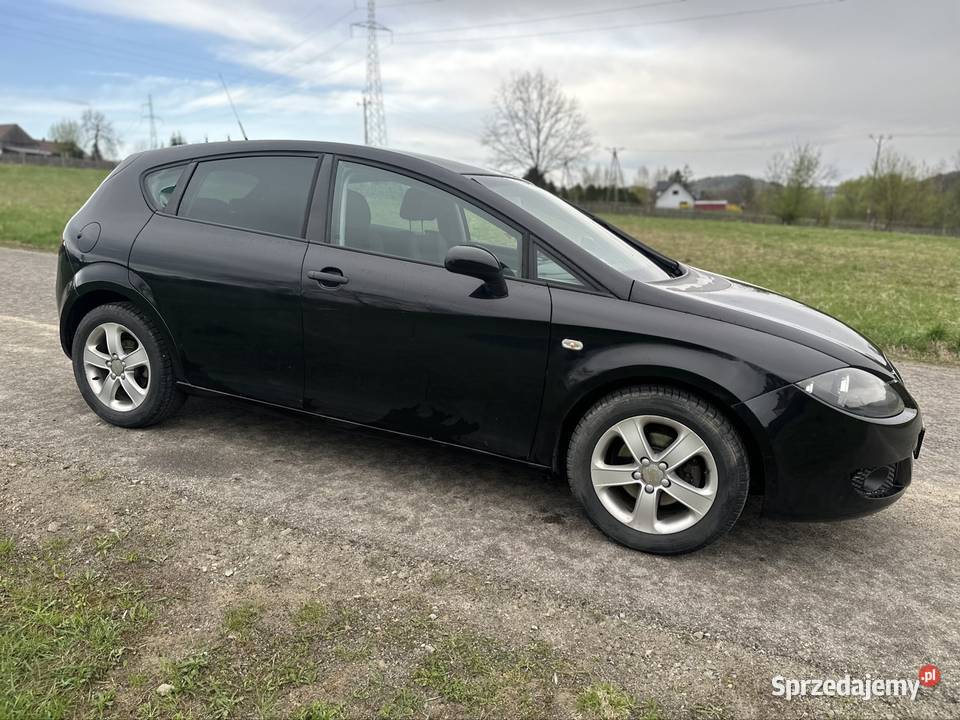 Seat Leon 19 tdi czarny Kasina Wielka