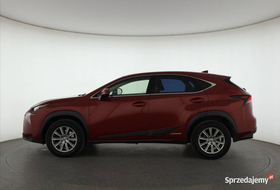 Lexus NX 300h nieuszkodzony mazowieckie Radom