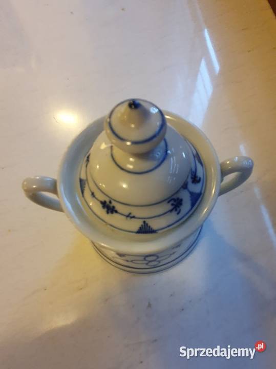 Cukiernica biała porcelanawzór cebulowy Lublin