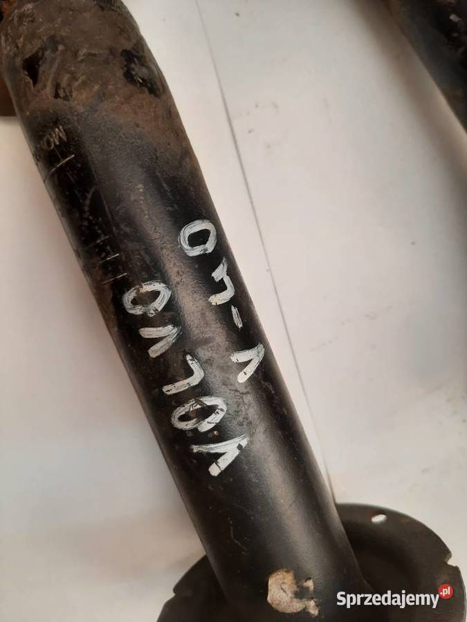 Volvo V40 S40 komplet amortyzatorów tylnych tył Ksawerów